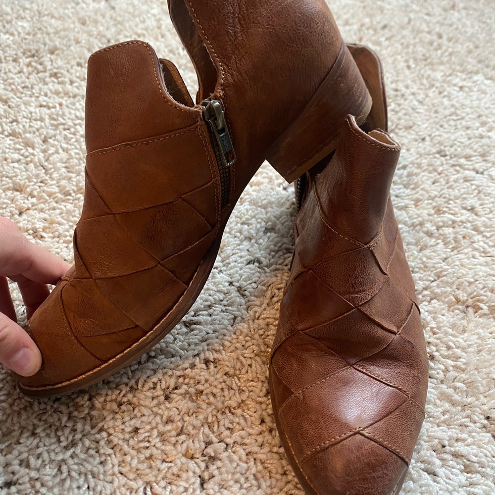 Women’s Booties size 9